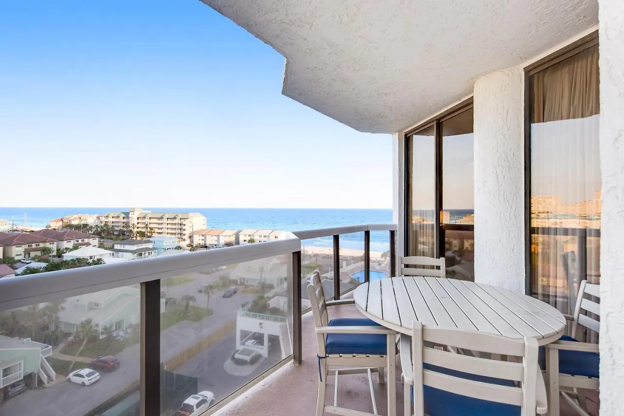 Surfside Resort By Vacasa Destin 0*,  United States